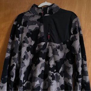 Starter black and grey camouflage half zip lightweight fleece